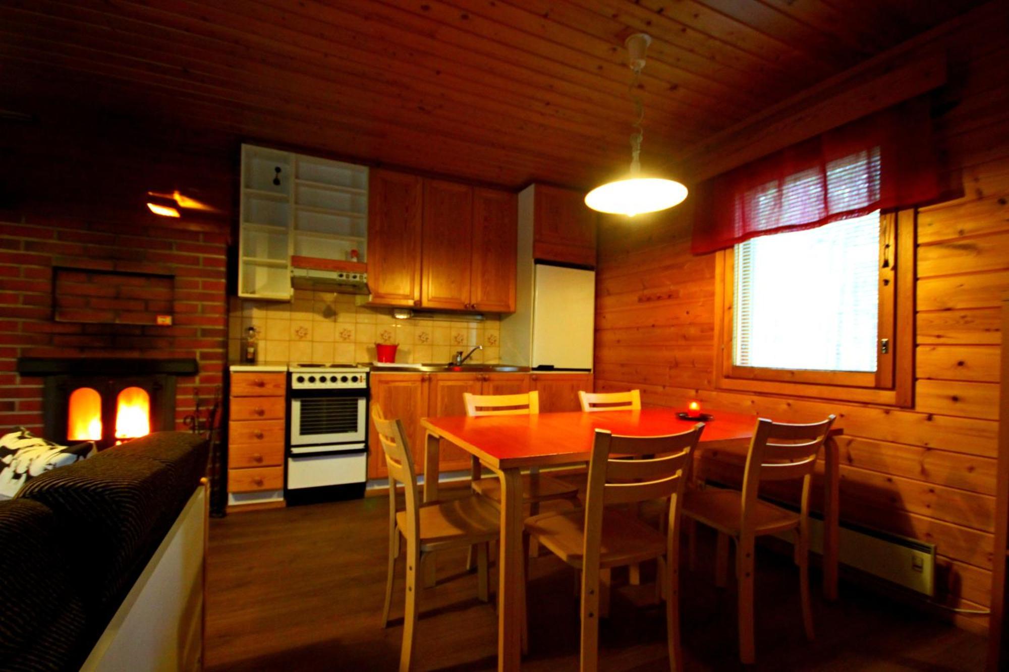 Ukonjaerven Holiday Village Ivalo Habitación foto